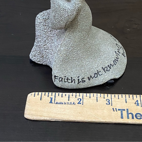 ARTSTONE by Carson Home Accents  “Faith” Lady Holding Cross Figurine - Picture 9 of 13